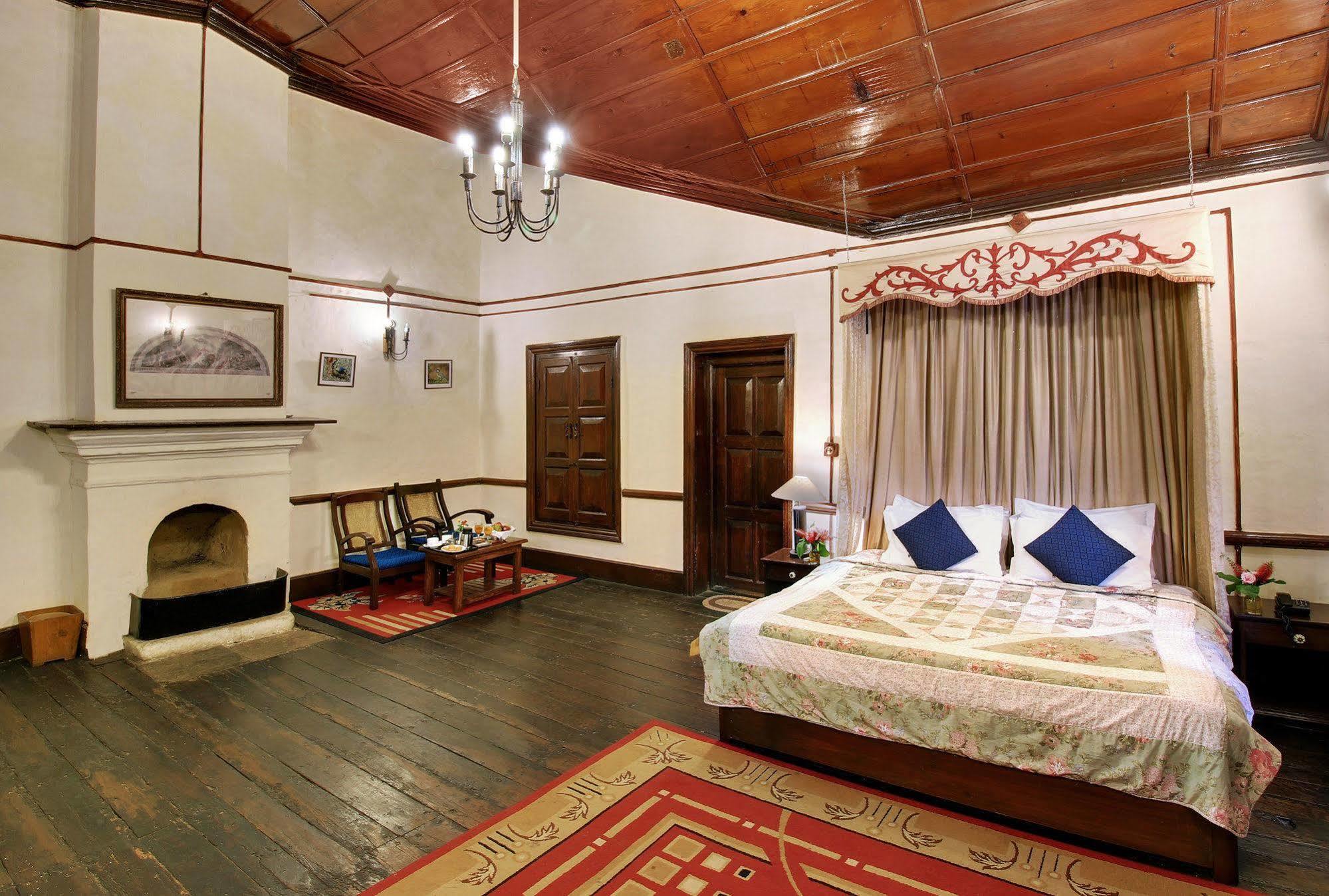 เชฟร่อน โรสเม้าท์ โฮเต็ล Hotel ราณีเขต ภายนอก รูปภาพ